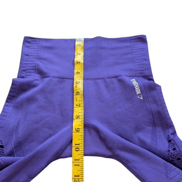 Gymshark Energy + Seamless Cropped Leggings Purple Laser Cut Outs Women's Small - Picture 12 of 13